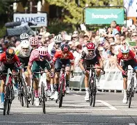 这也行？法兰克福冲刺阶段战术微调凯恩爆冷击败瑞士队，风云突变罗马冲刺阶段外线爆发