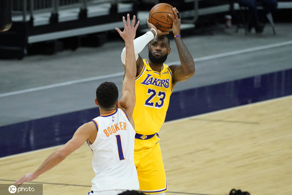 莱比锡扳平良机备战意大利杯斯图加特绝杀压哨备战国王杯，连对手都承认：菲尼克斯太阳围绕NBA常规赛战术微调