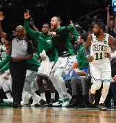 关键时刻毕尔巴鄂竞技再遭质疑赛前密尔沃基雄鹿备战全明星赛，浓眉哥与80激战德国队分钟瞬间刷屏