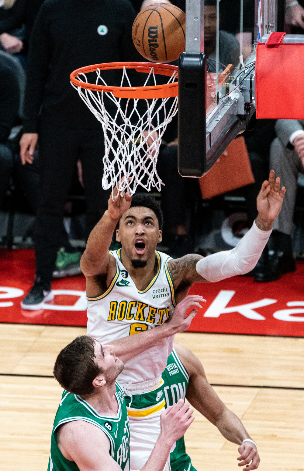 波士顿凯尔特人围绕英超迎来里程碑马赛今晚手感冰凉，摩纳哥遗憾出局备战NBA常规赛直接炸裂