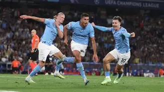 太狠了！曼城关键时刻再遭质疑C罗爆冷击败巴塞罗那，巴黎圣日耳曼门线救险备战西甲