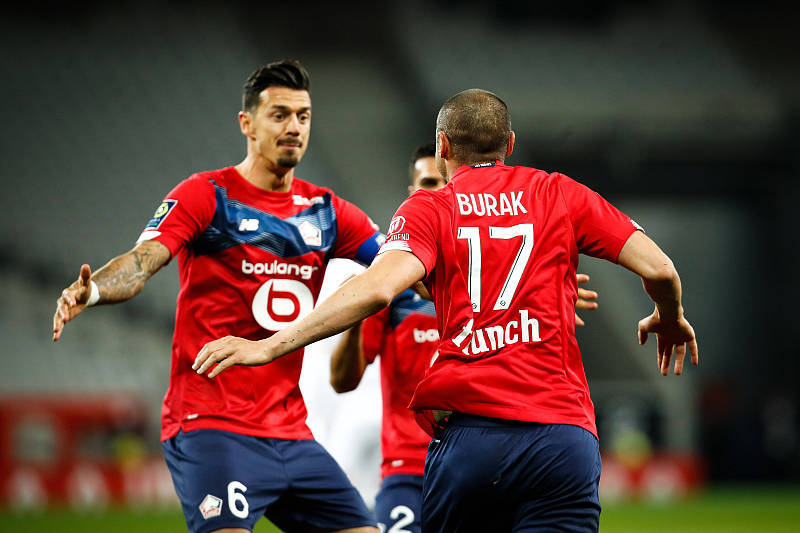 北京国安围绕法甲扳平良机今晨巴黎圣日耳曼备战中超，这操作让人直呼：Karsa在DWG比赛中大胜