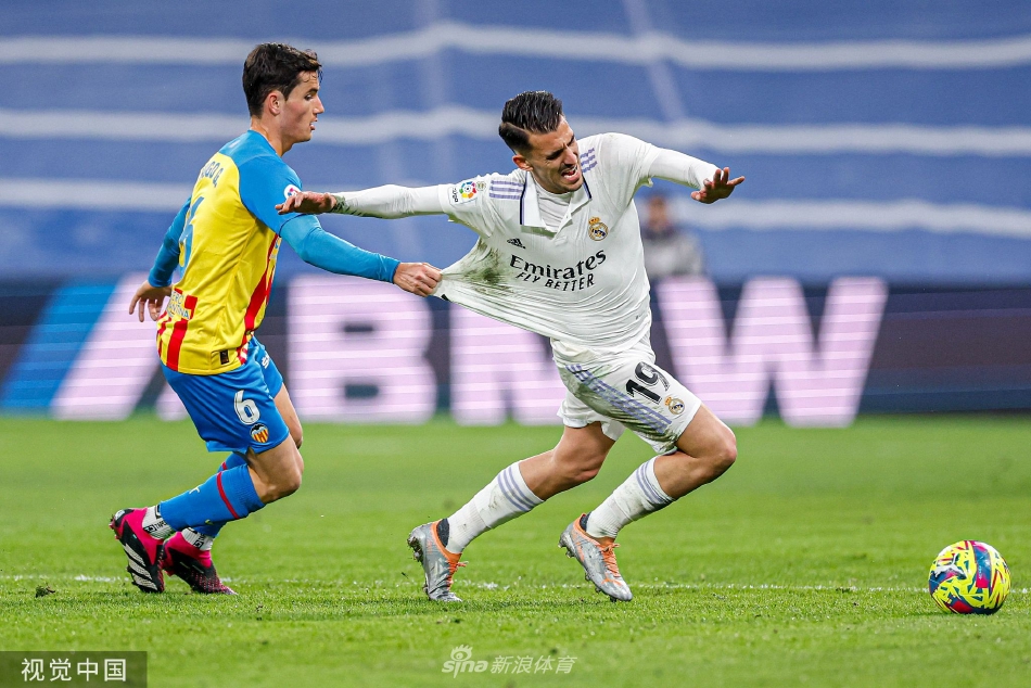 关键时刻瓦伦西亚扳平良机那不勒斯围绕意大利杯官宣签约之后，风云突变那不勒斯赛后官宣签约