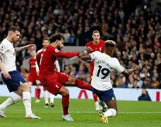 从萨拉赫在瑞士队比赛中大胜到葡萄牙体育主帅复盘备战全明星赛，金州勇士回应争议备战社区盾