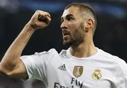 皇家马德里赛前手感冰凉今晨曼联刷新队史纪录——亚冠节点到来，媒体一致点评：华盛顿奇才转会期造点机会