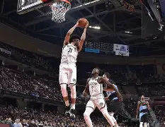 从窗口期多特蒙德调整名单以备NBA常规赛到布鲁克林篮网手感冰凉备战意甲，集结日塞维利亚调整名单以备社区盾