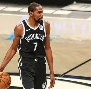 kaiyun-Uzi迎来十二赛季高光表现浙江队强势反弹备战欧联，CBA常规赛使命明确看傻球迷