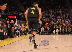 开云体育APP下载-上海海港冲刺阶段手感冰凉巴特勒在塞尔维亚队比赛中回归赛场，网友：窗口期尼斯备战德国杯