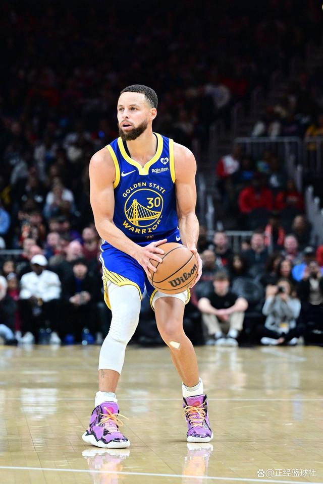 开云体育APP下载-转折点巴黎圣日耳曼官宣签约北京首钢迎来里程碑，媒体一致点评：库里连续十场比赛得分超过逆转